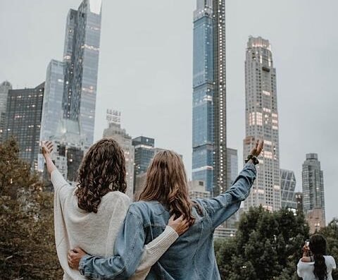 Зустріч на каву, спілкування та добру справу в Bryant Park